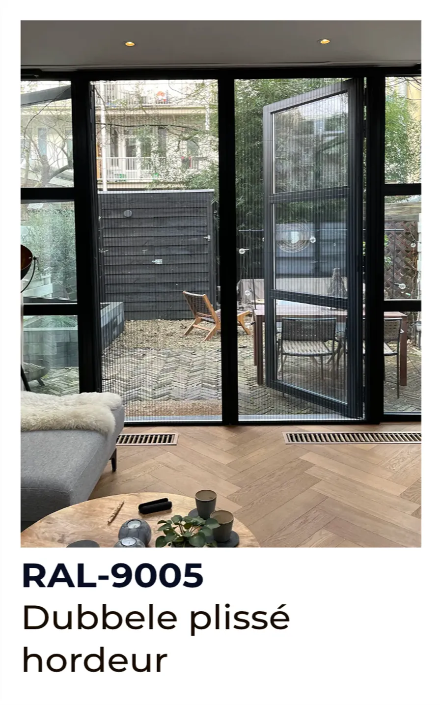 Hordeur voor openslaande deuren in RAL-9005