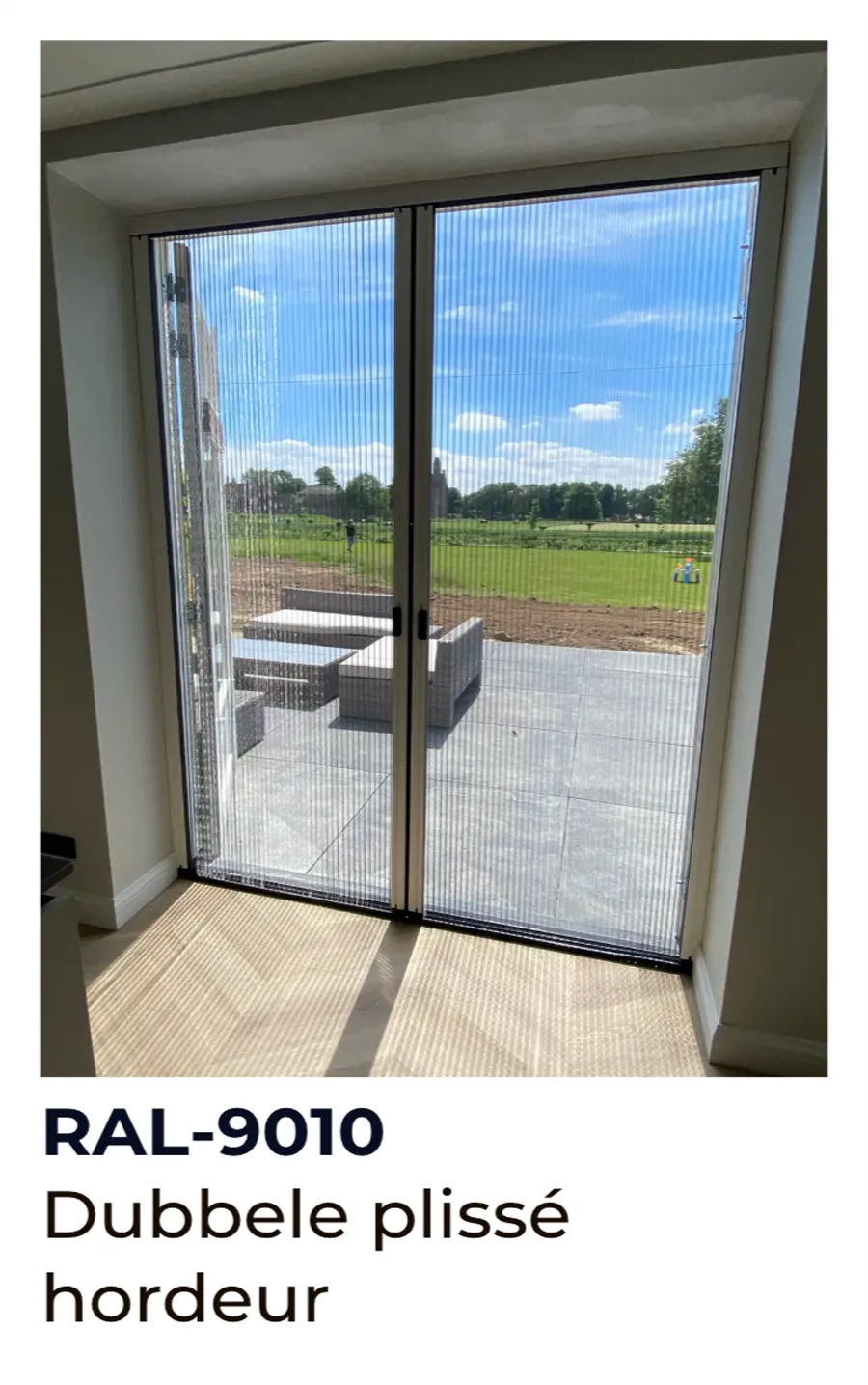 Hordeur voor openslaande deuren in RAL-9010